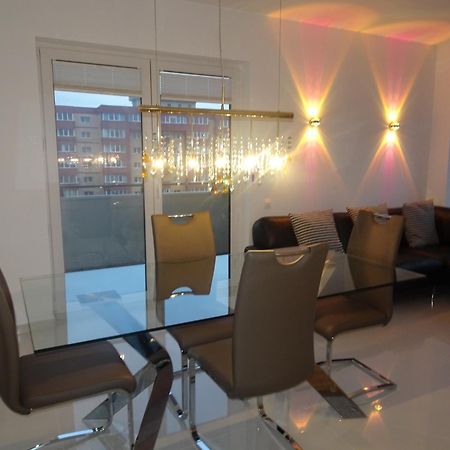 Apartament Francesca Apartment Brasov Ngoại thất bức ảnh