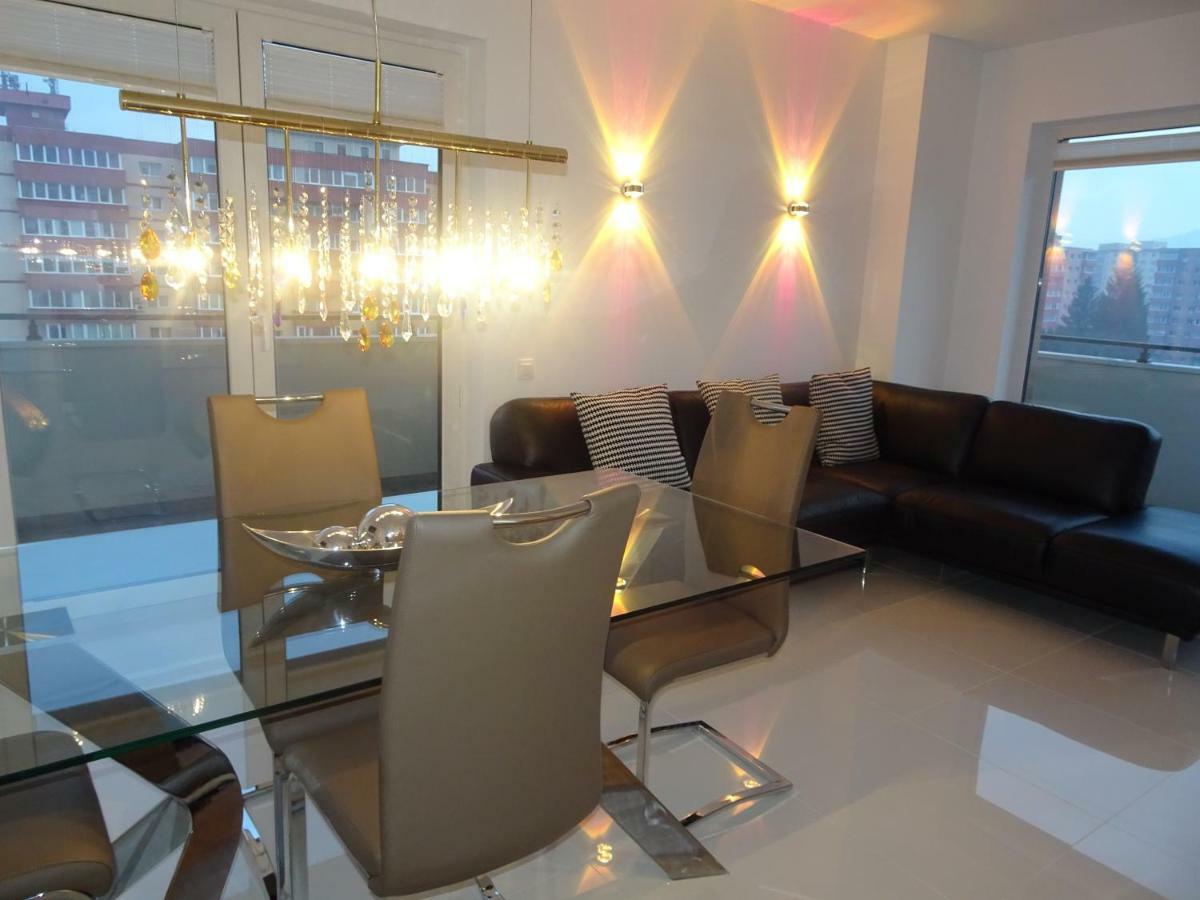 Apartament Francesca Apartment Brasov Ngoại thất bức ảnh